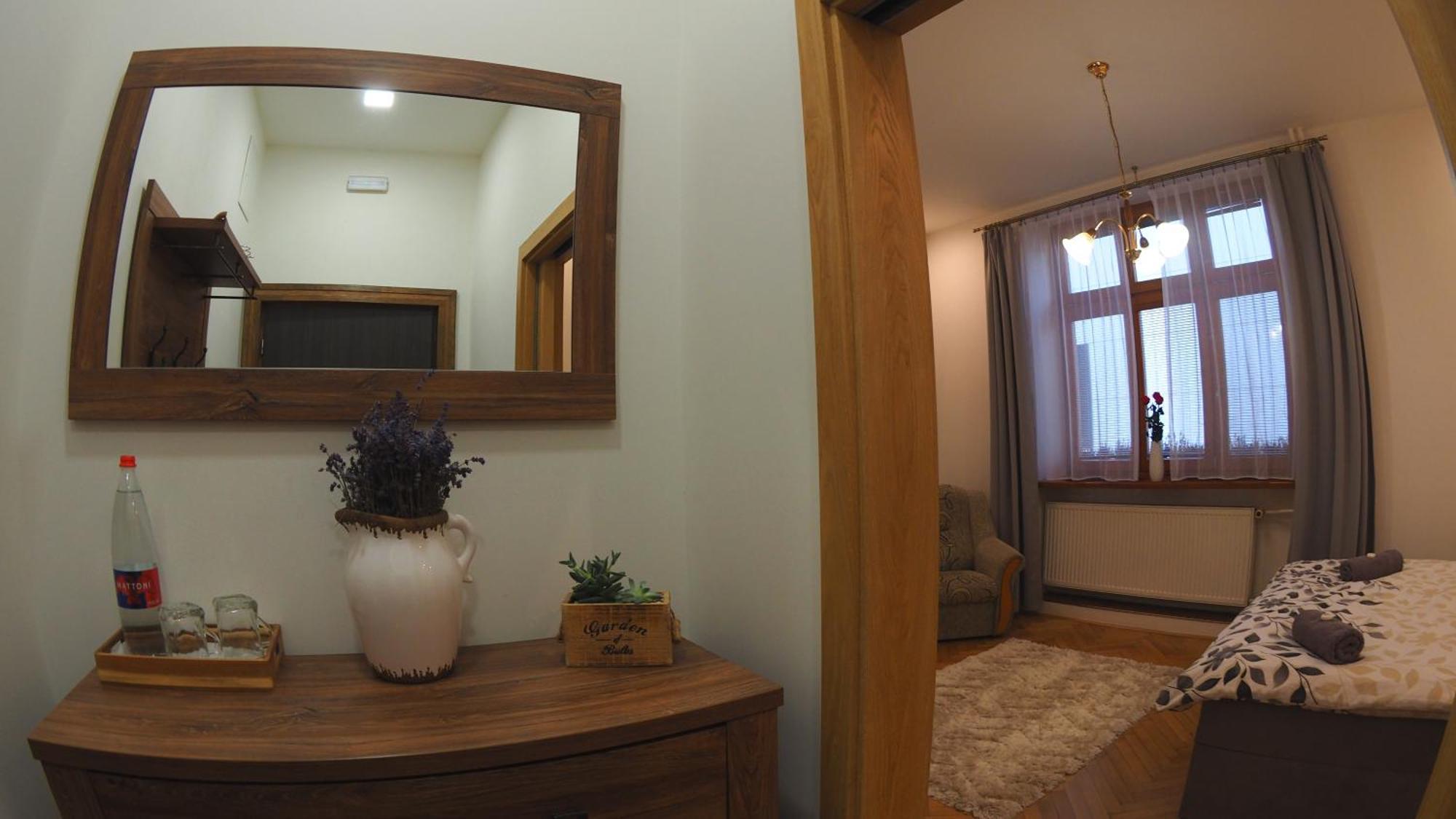 Hotel Britannia Vsetín Kültér fotó