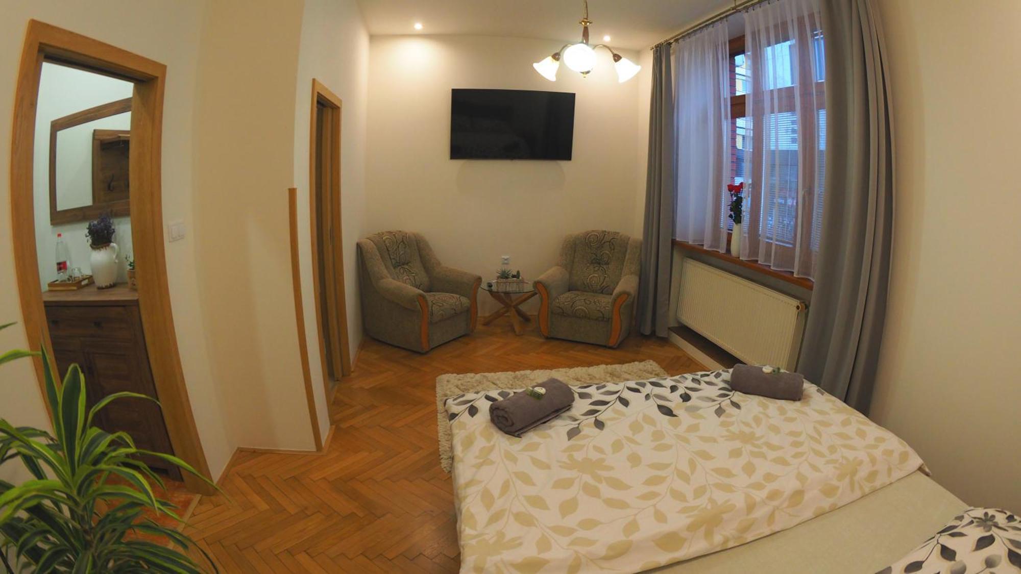 Hotel Britannia Vsetín Kültér fotó